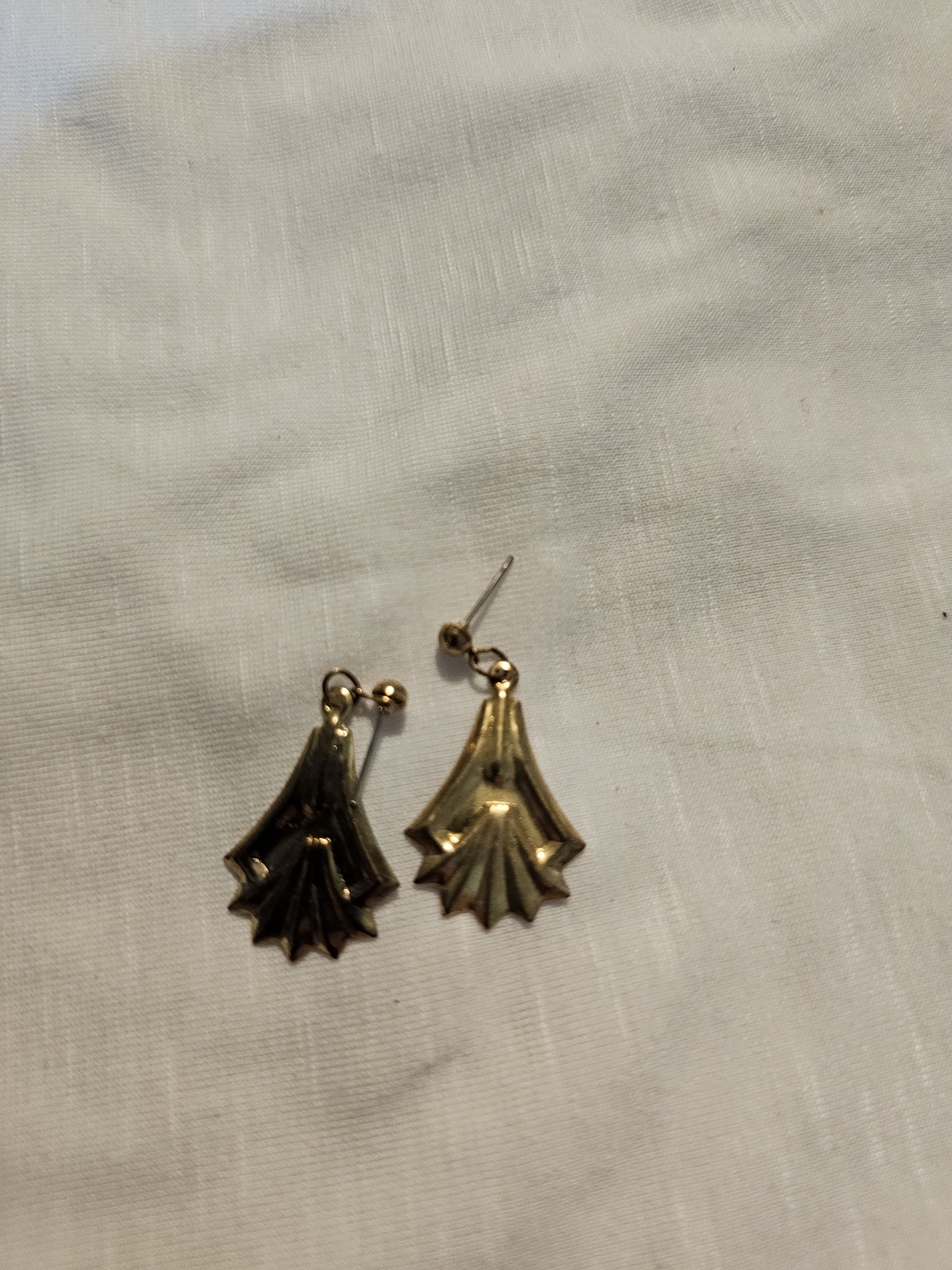 Gold Fan Motif Drop Earrings for Women